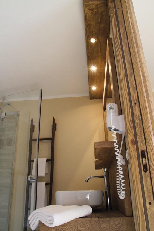 Green Hotel Herbetet Cogne Room photo